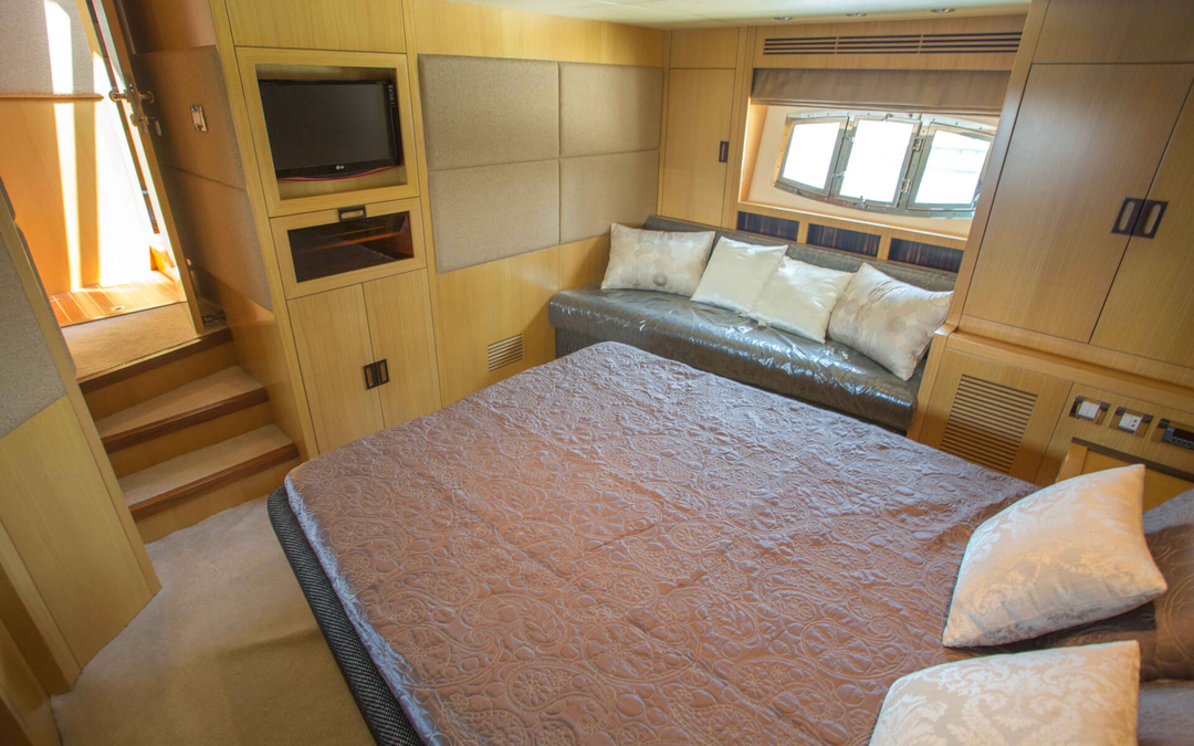 56' Majesty