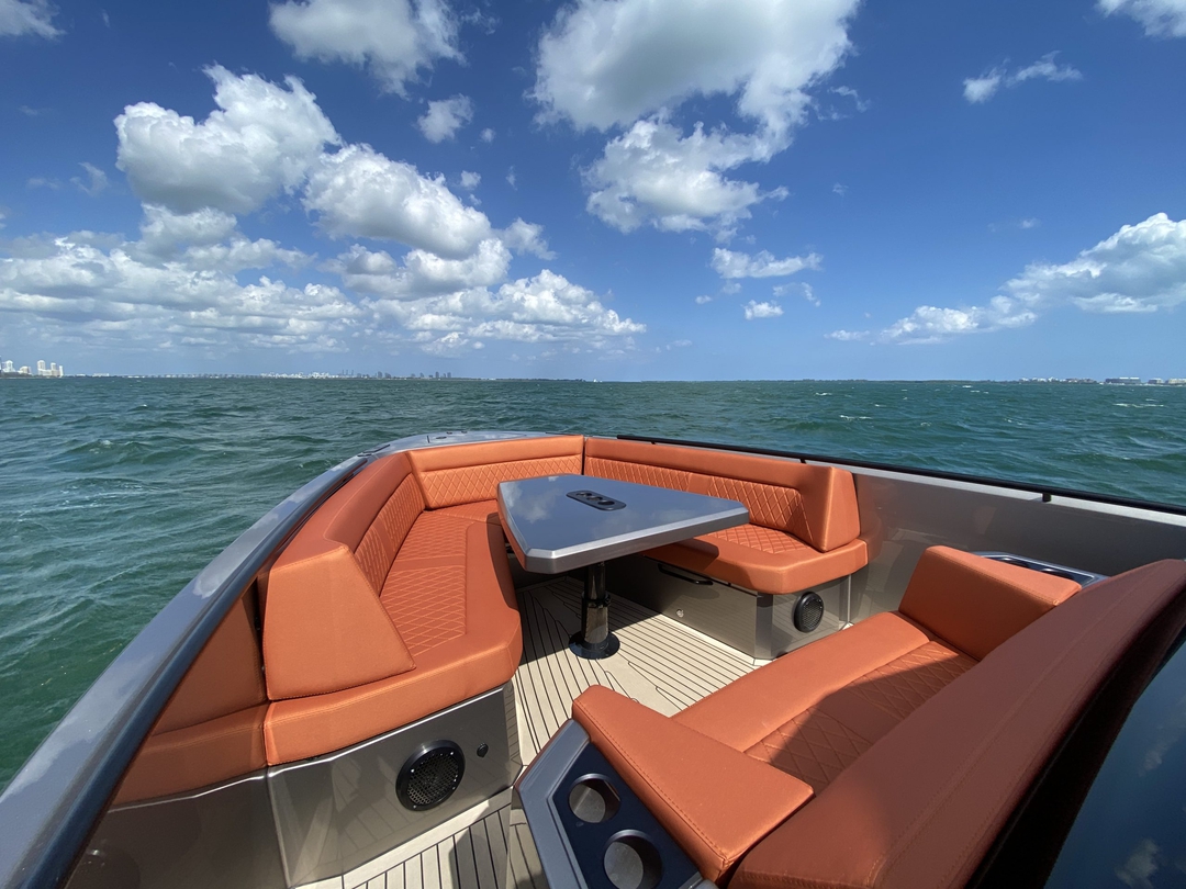 40' Vanquish