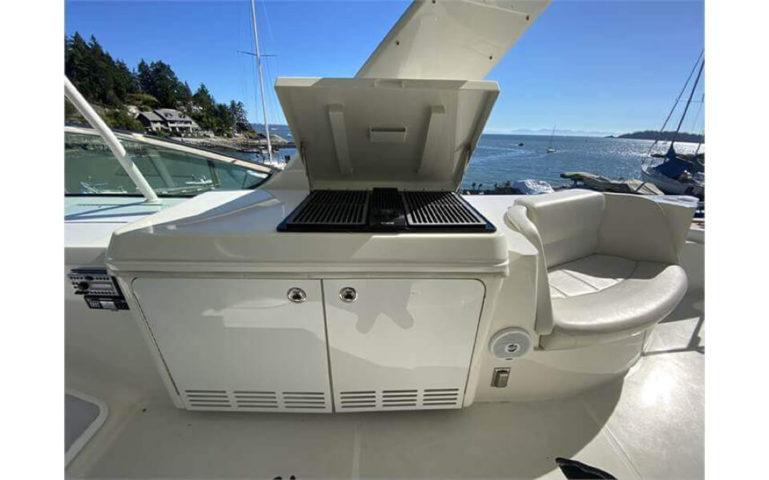 57' Carver