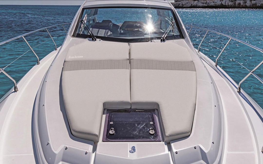 48' Beneteau