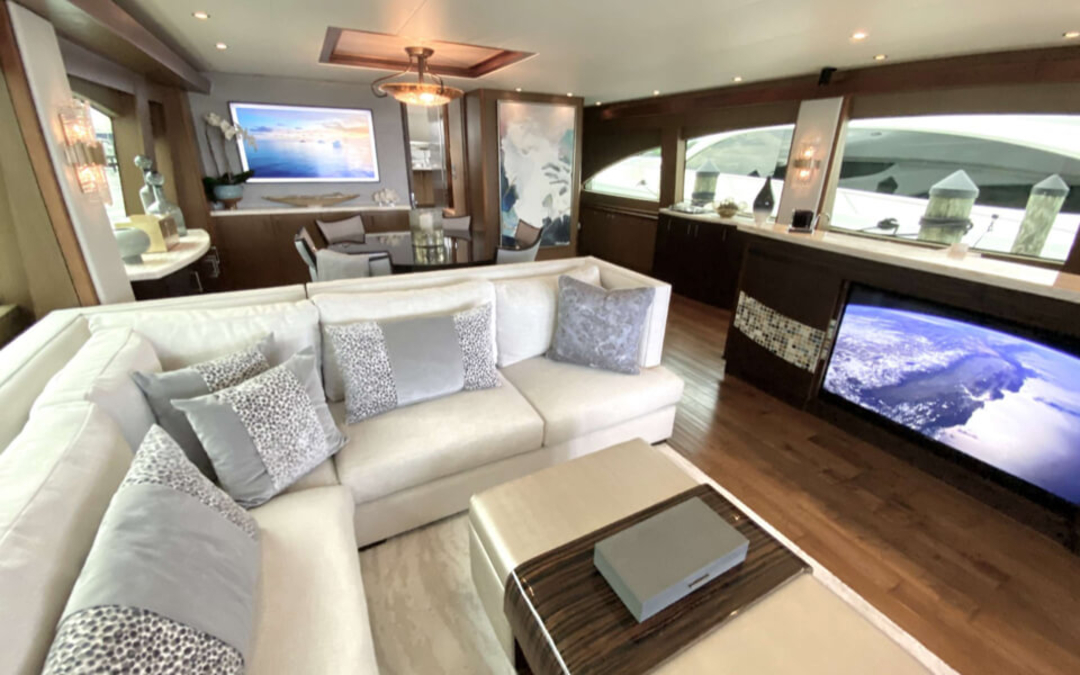 80' Hatteras