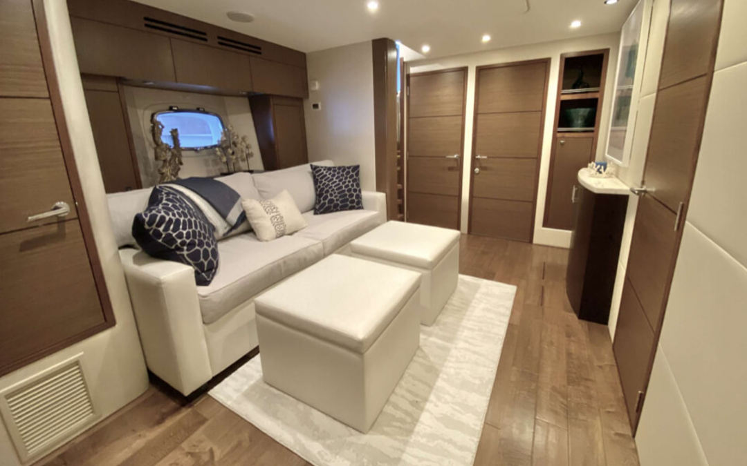 80' Hatteras
