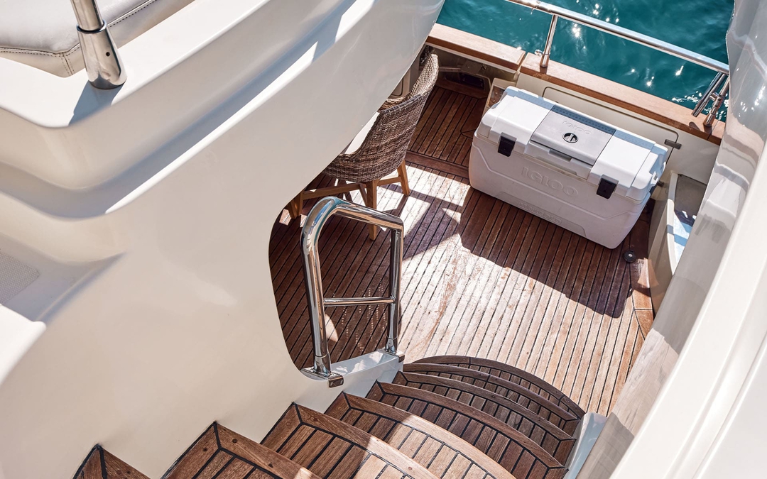 80' Azimut