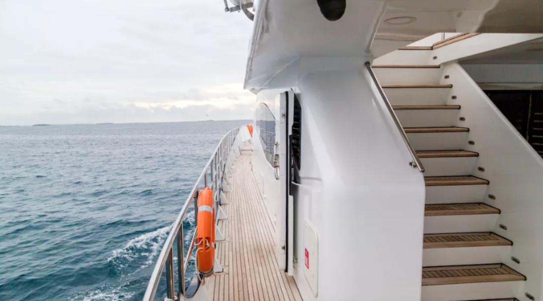 79' Maldive Lux