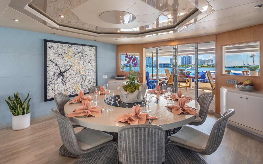 147' Trident