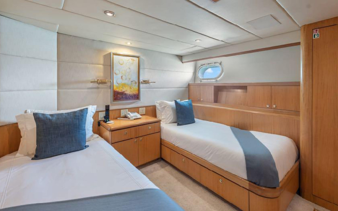147' Trident