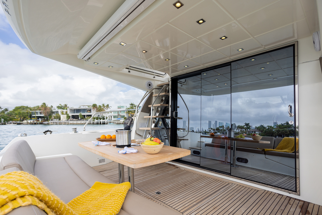 55' Prestige