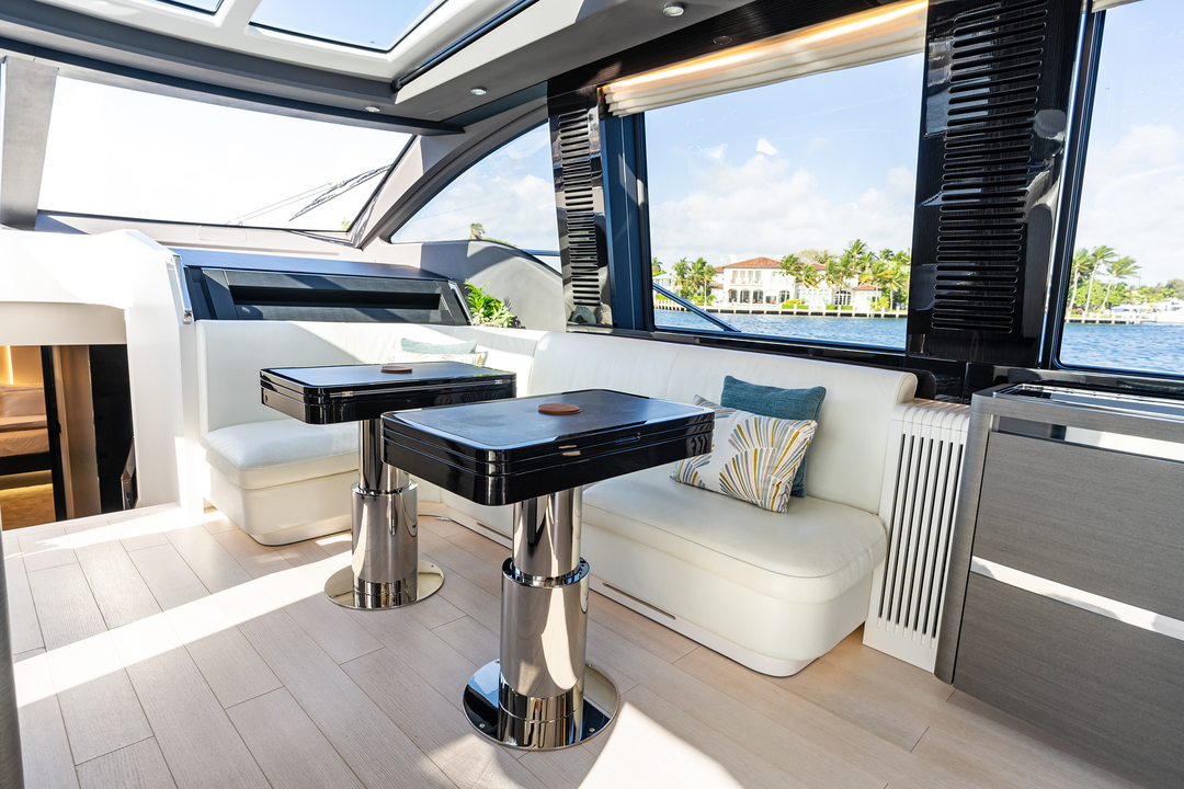 80' Azimut S8