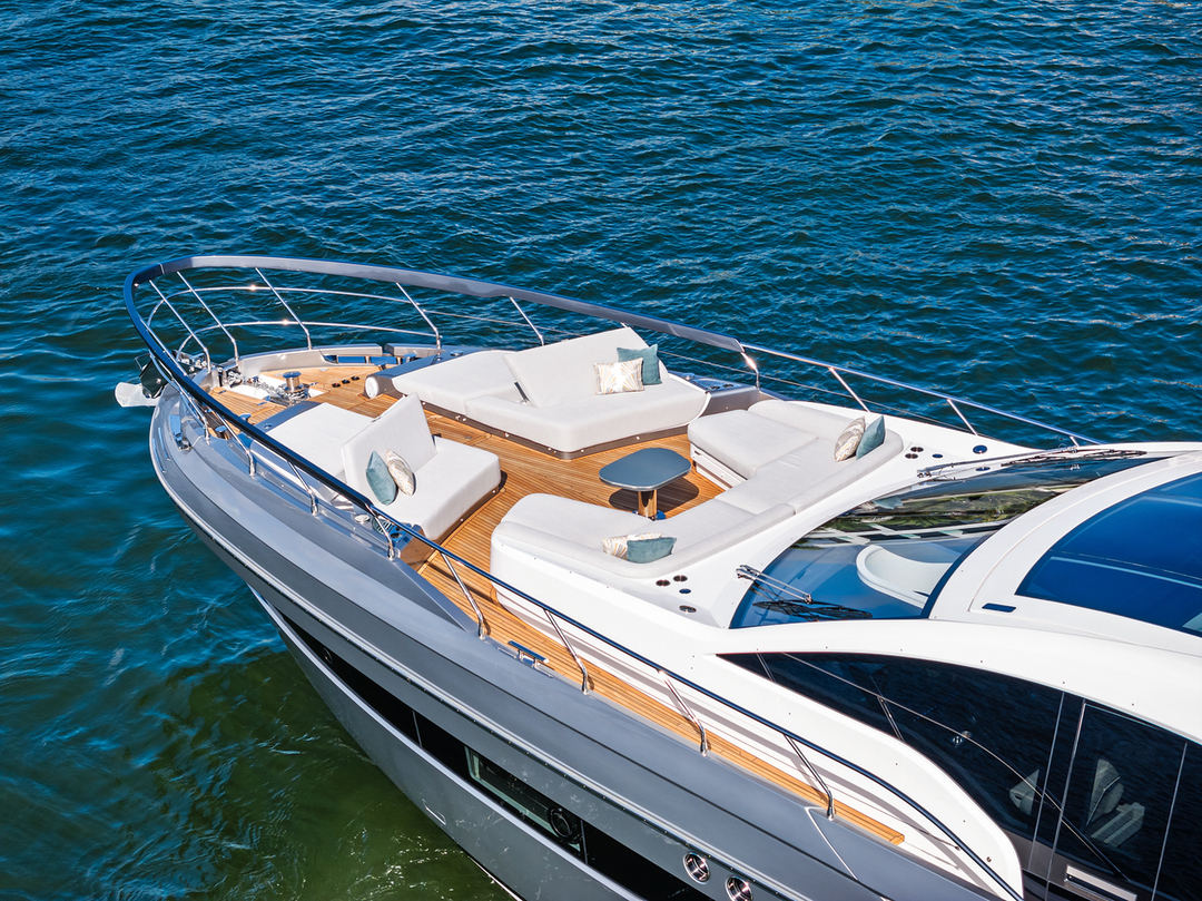 80' Azimut S8