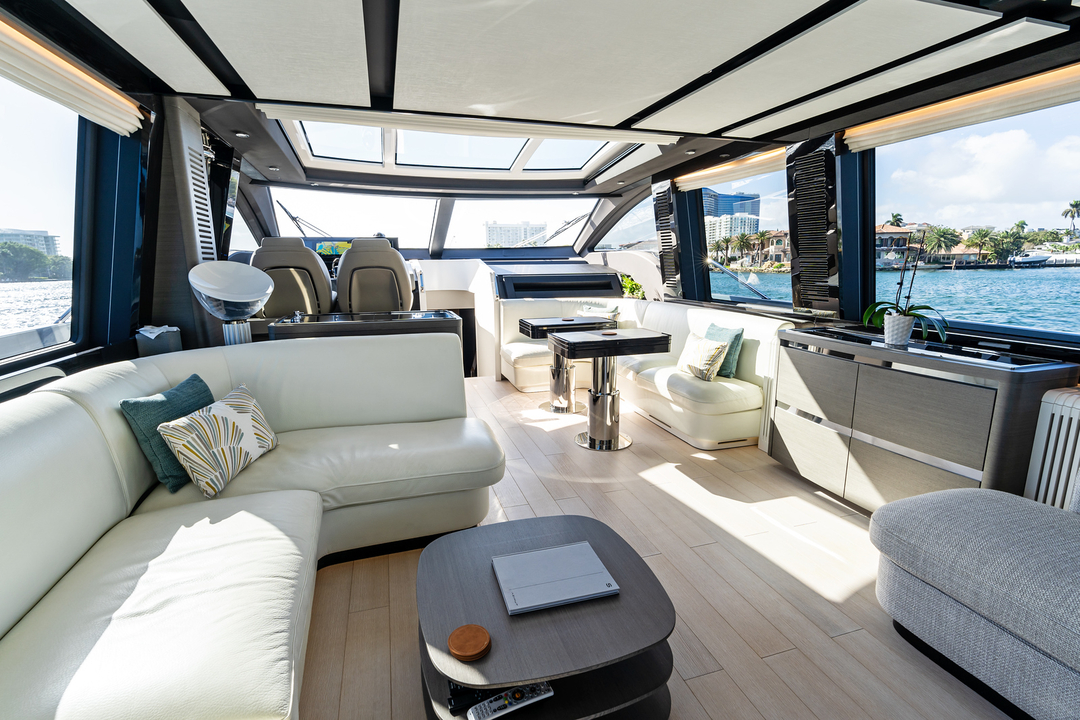 80' Azimut S8