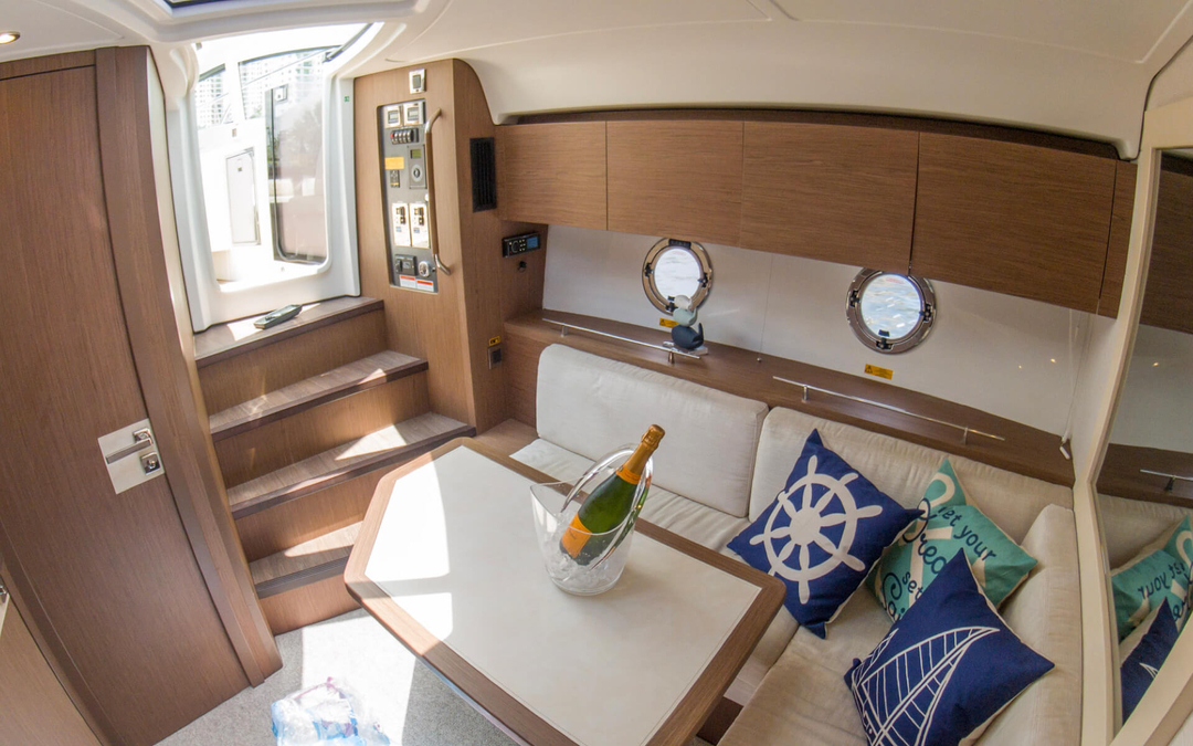 42' Beneteau