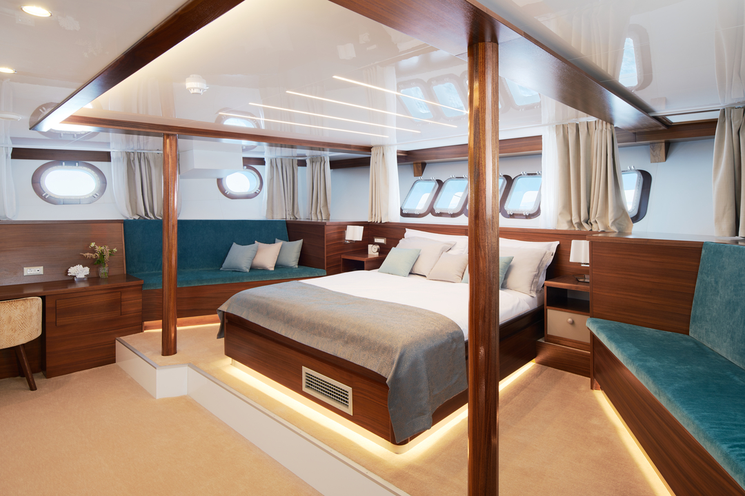 157' Custom