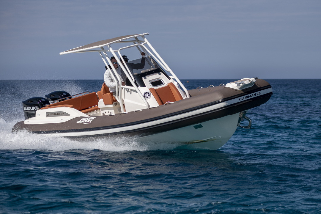 28' Joker Boat Clubman