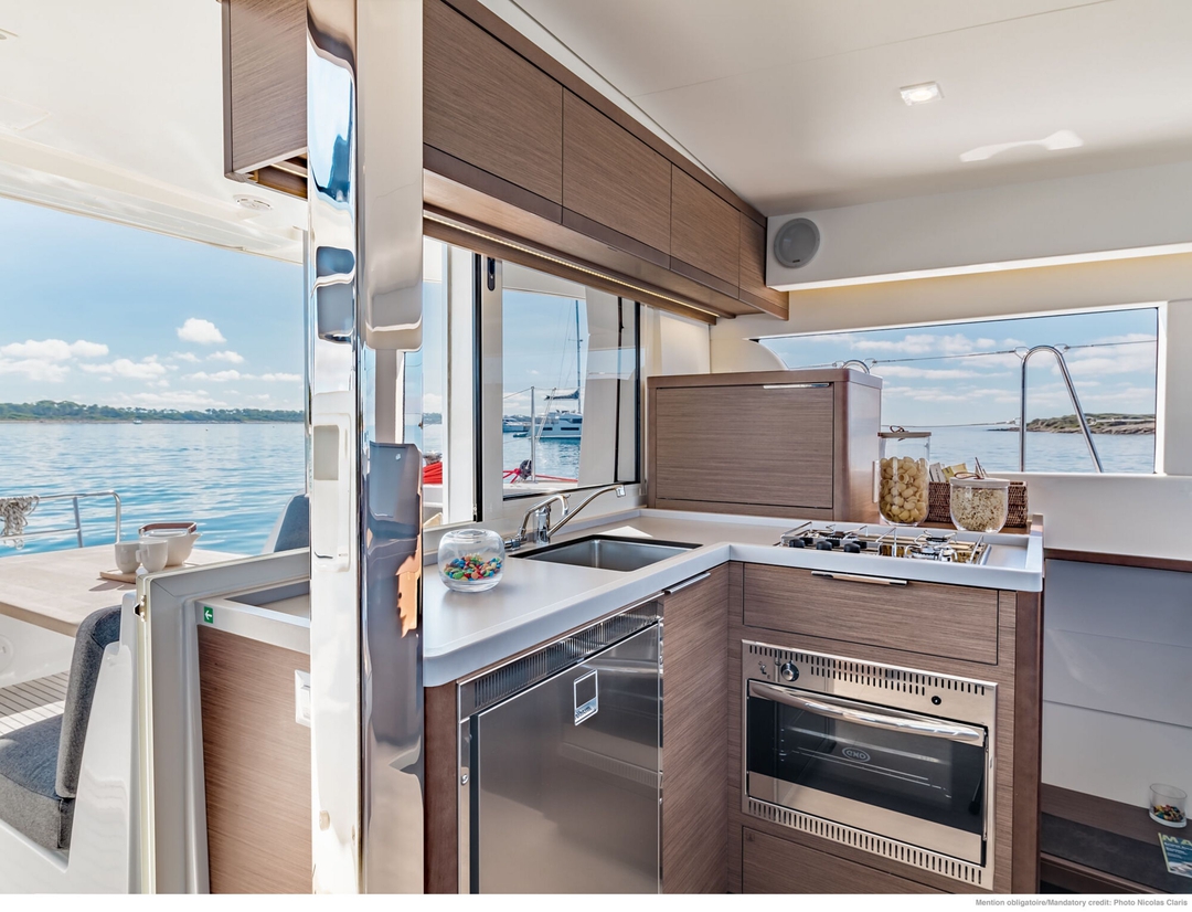 40' Lagoon