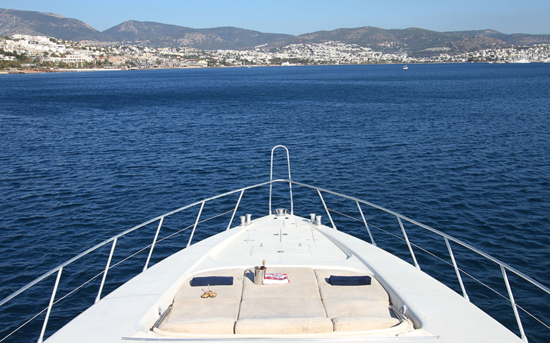106' Mangusta