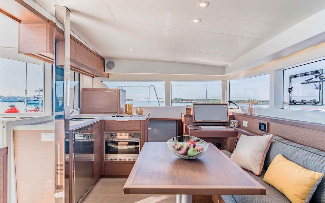 40' Lagoon