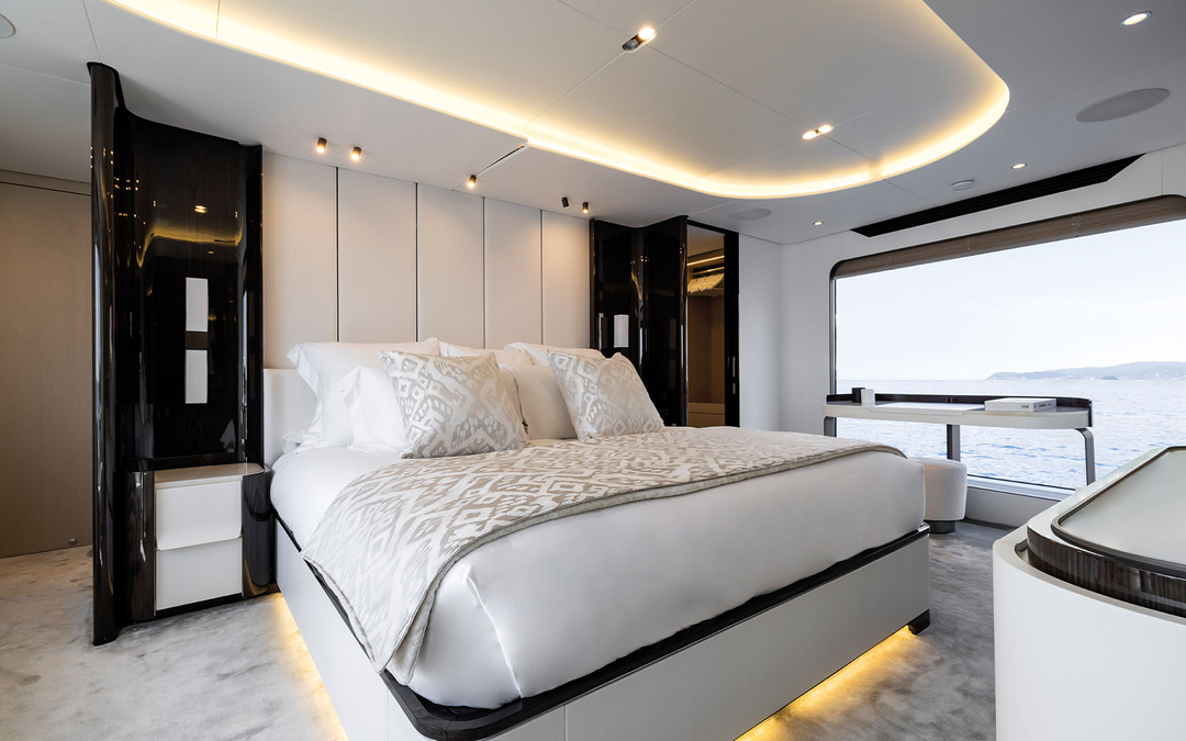 105' Azimut