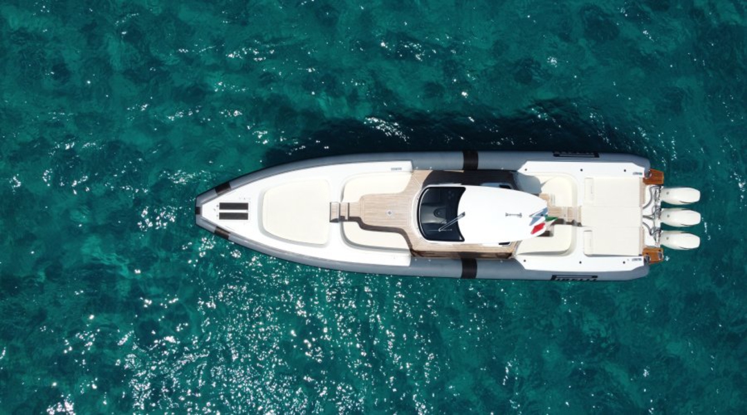 46' Pirelli Pzero