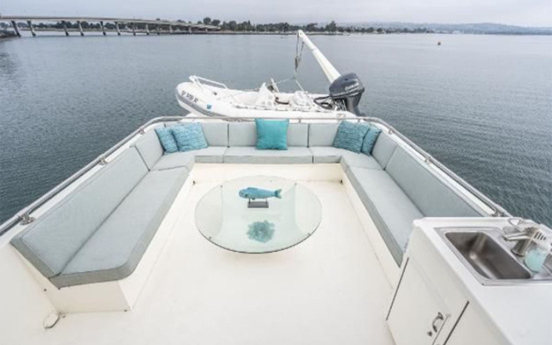68' Hatteras
