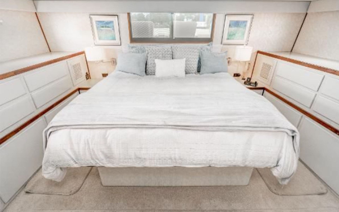 68' Hatteras