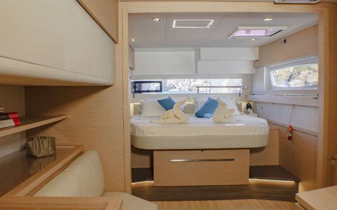 58' Fountaine Pajot