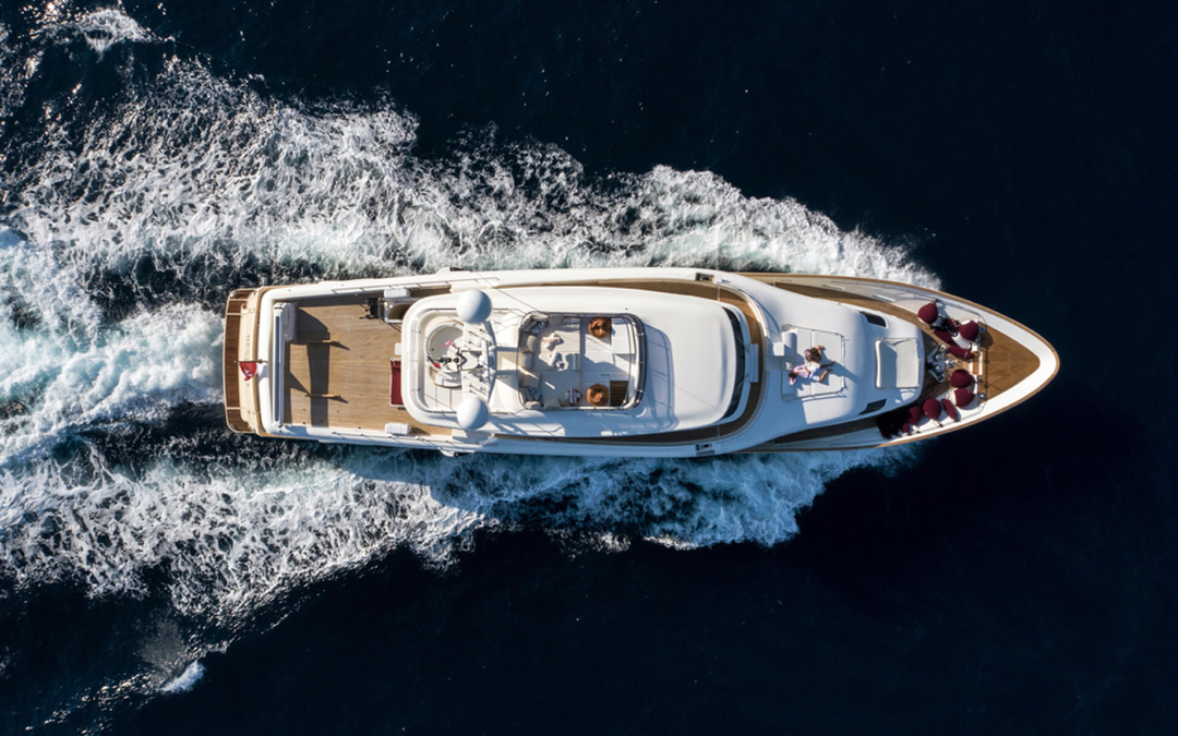 108' Ferretti