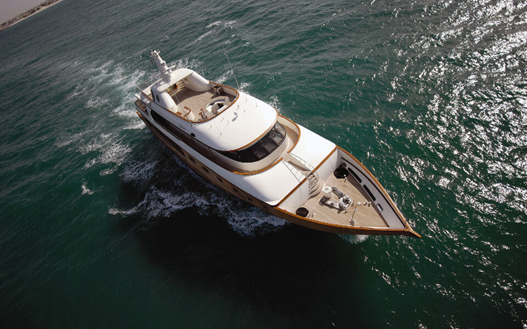 152' Custom
