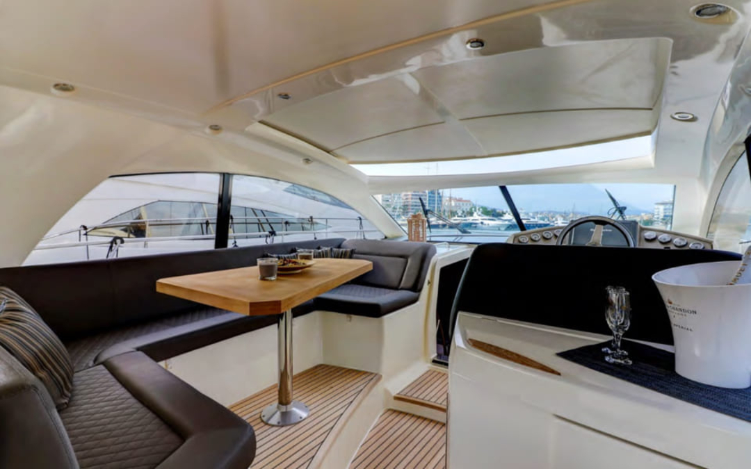 44' Jeanneau Prestige