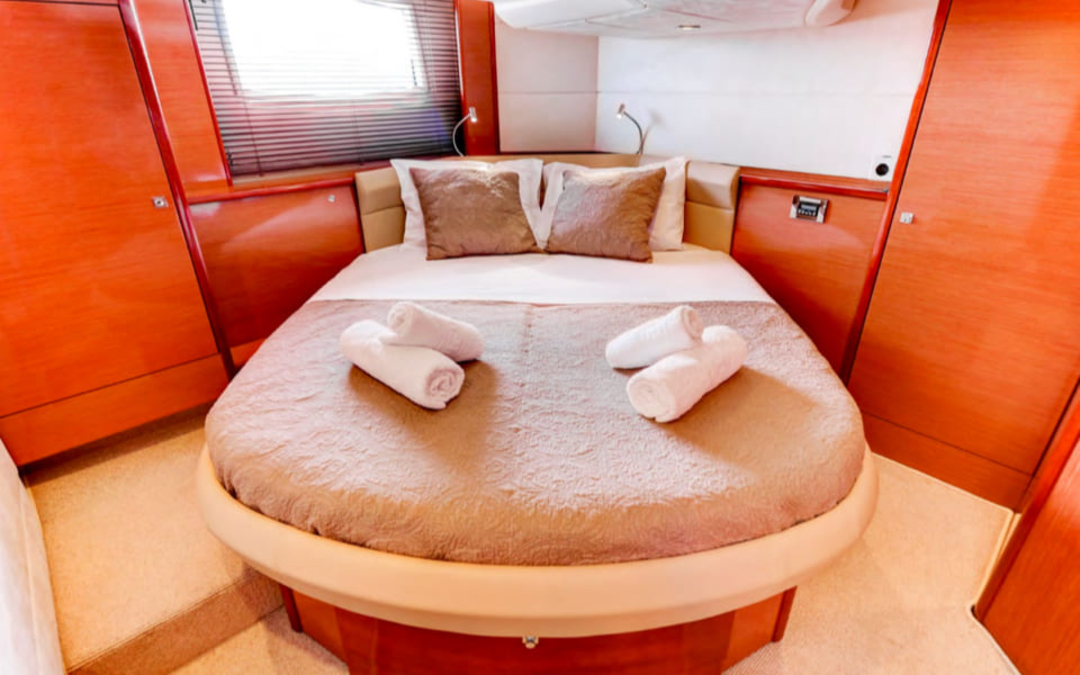 44' Jeanneau Prestige