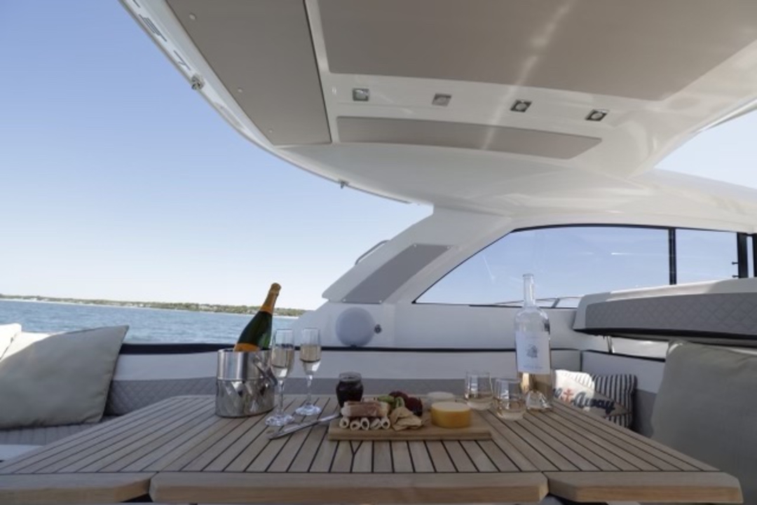 40' Jeanneau