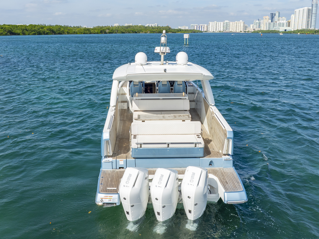 45' Jeanneau