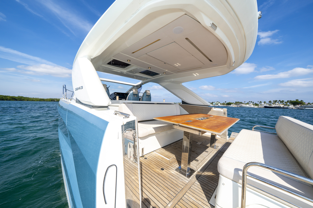 45' Jeanneau