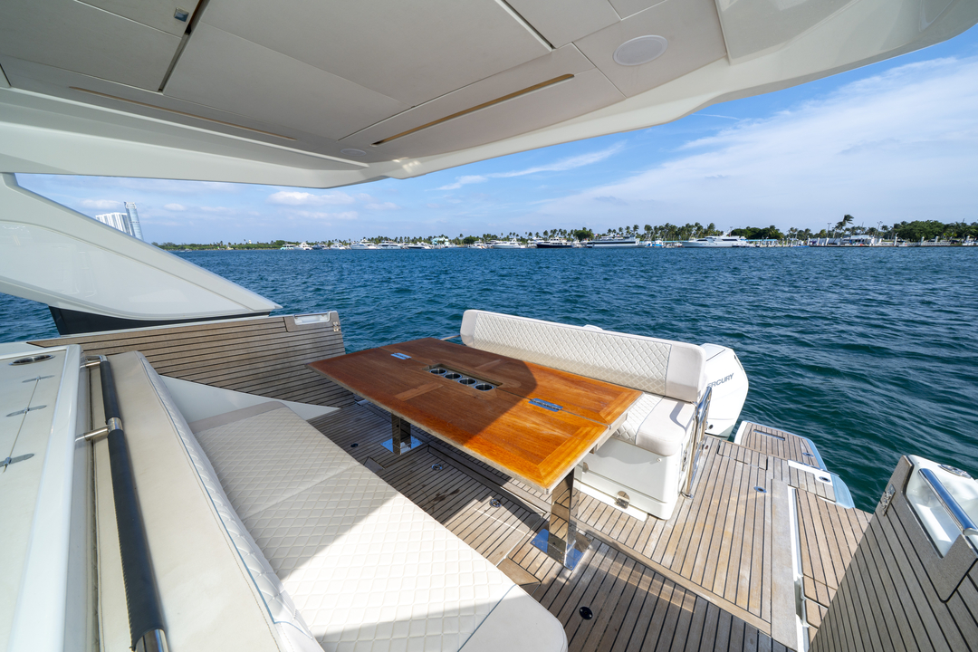 45' Jeanneau