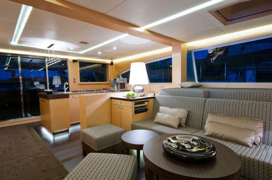 102' Sunreef
