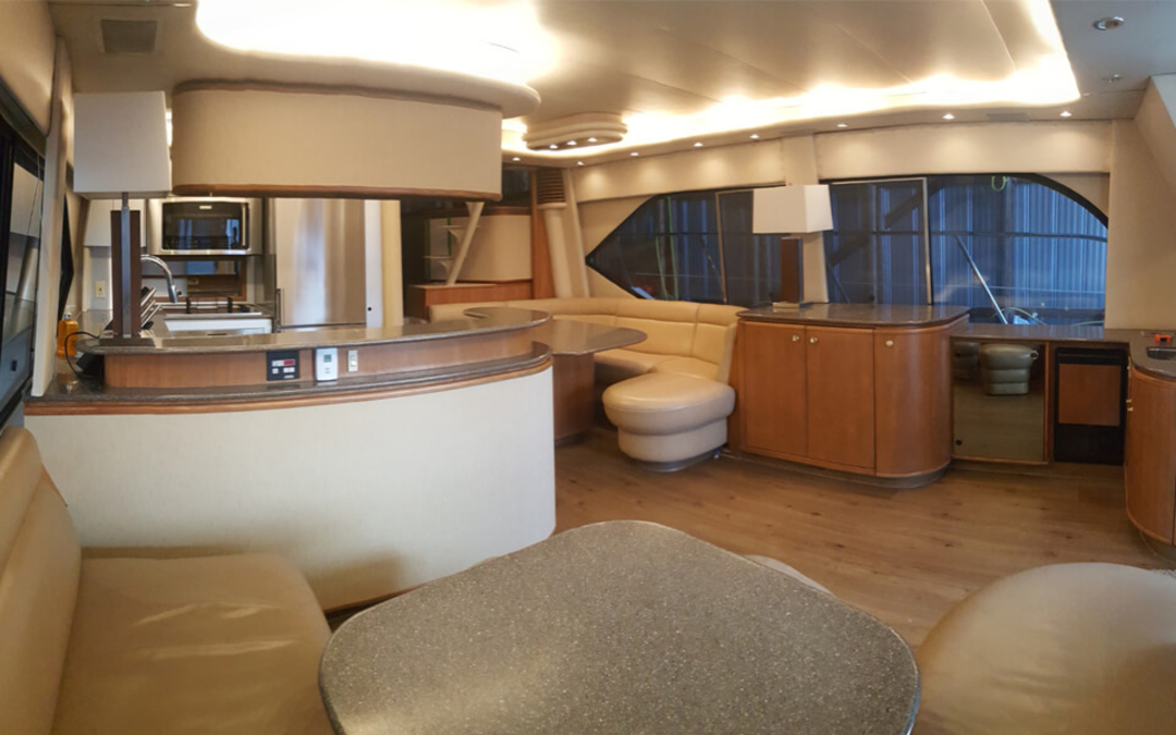 57' Bayliner