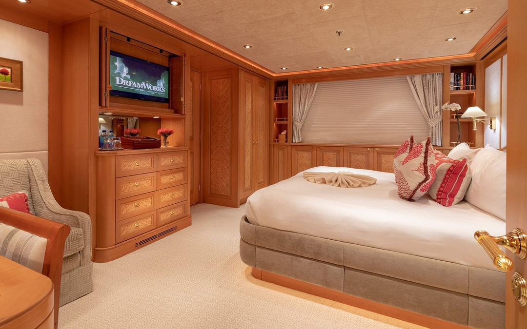 240' Delta Marine