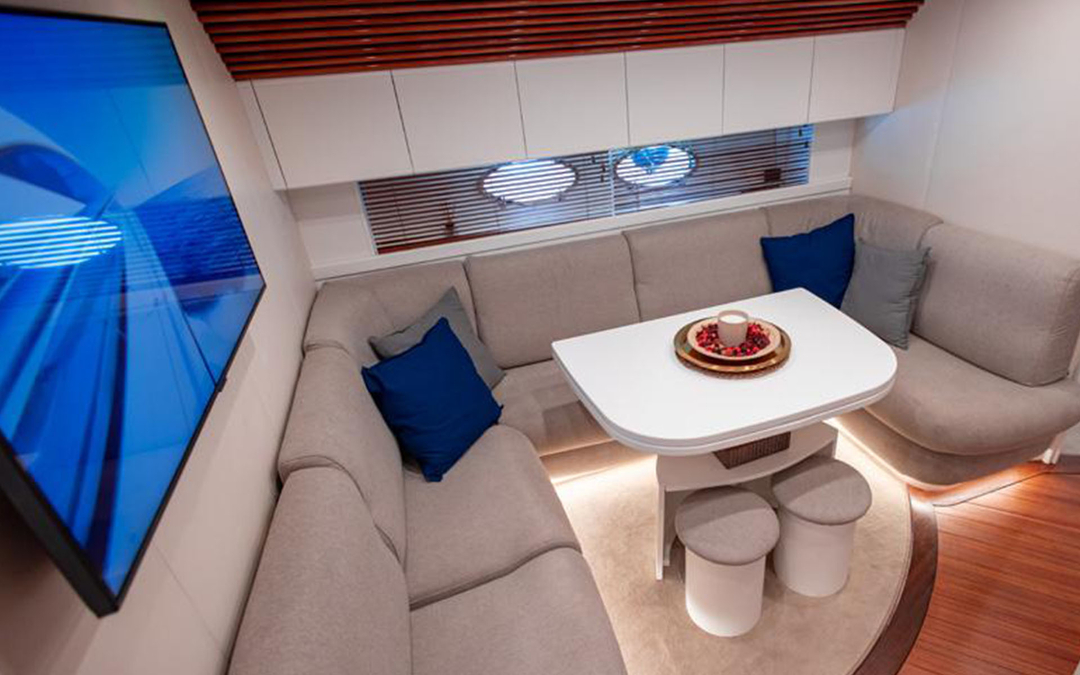 56' Pershing