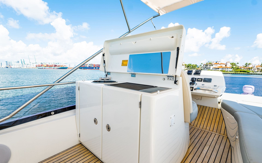 52' Prestige