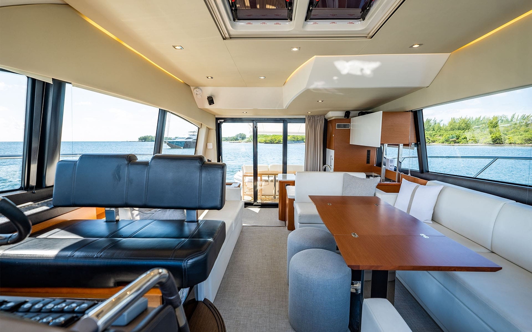 52' Prestige