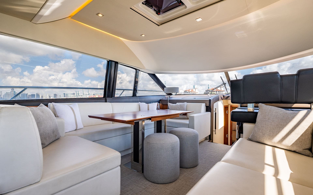 52' Prestige