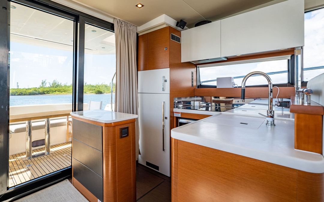 52' Prestige