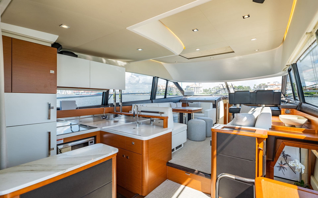 52' Prestige