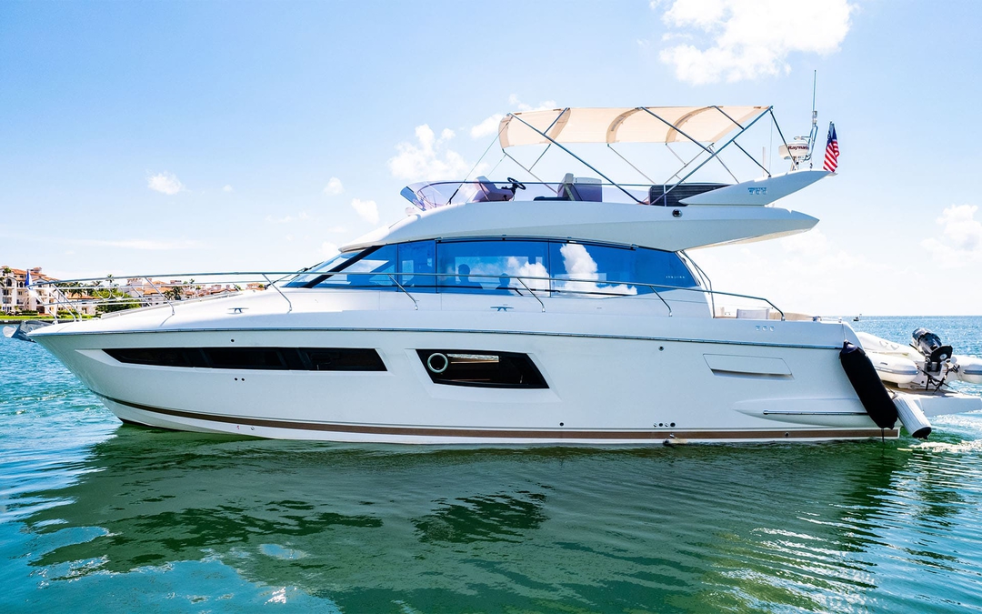 52' Prestige