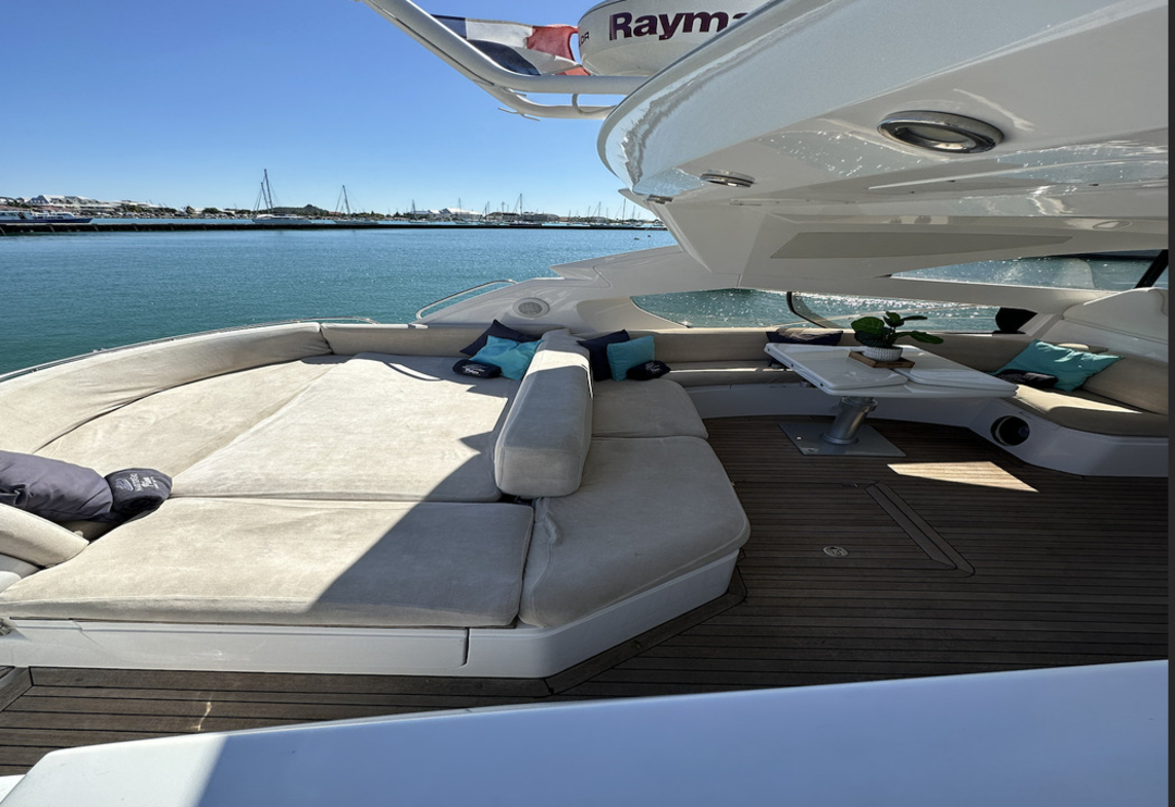 68' Sunseeker Predator