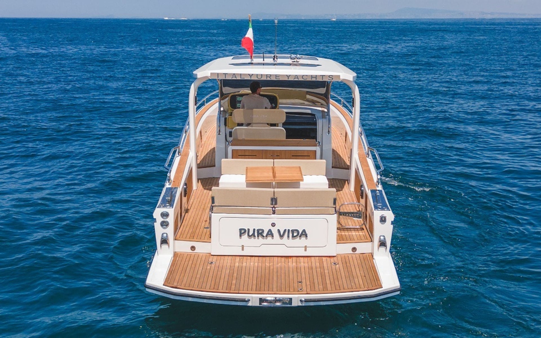 38' Italyure