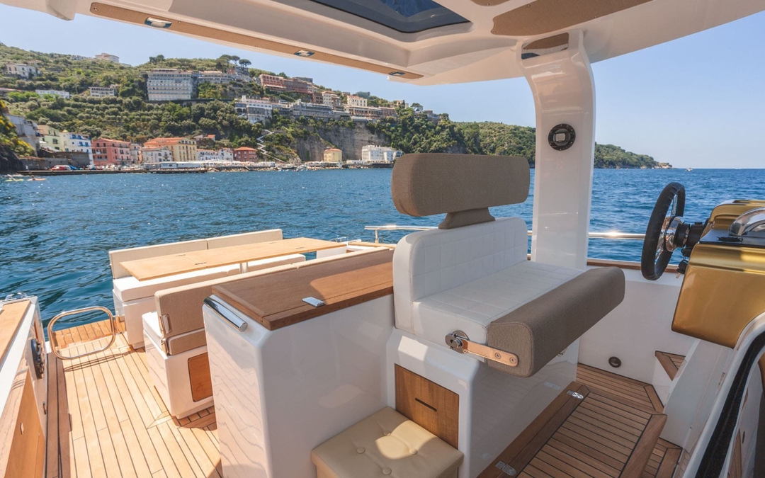 38' Italyure