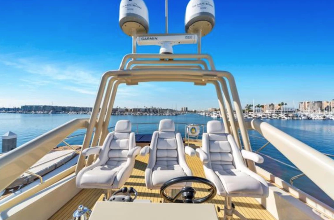 73' Admiral