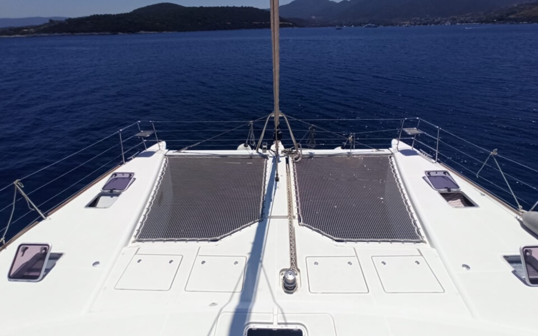 65' Lagoon