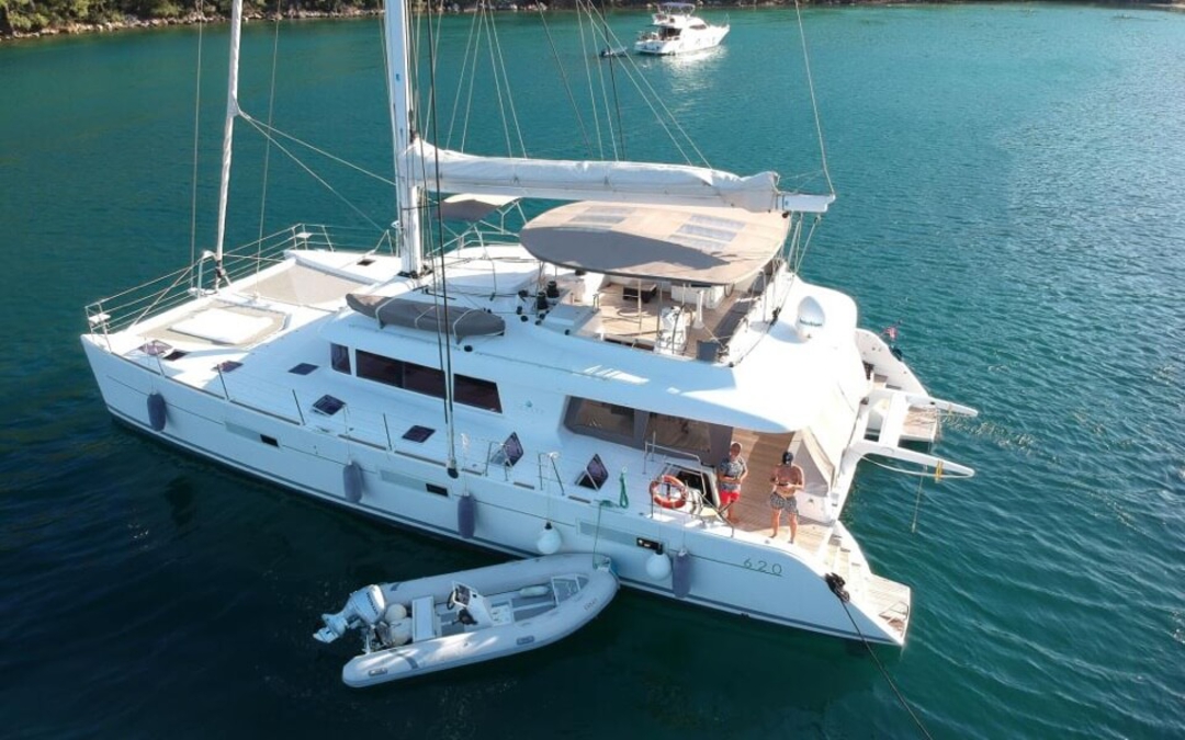 65' Lagoon