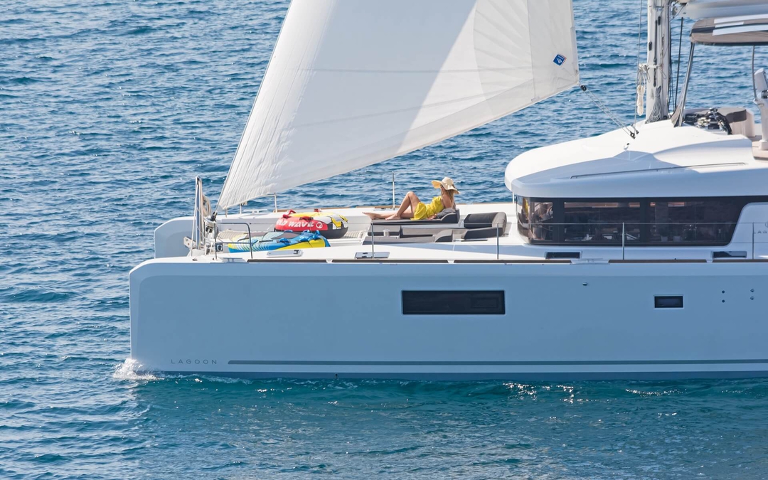 52' Lagoon